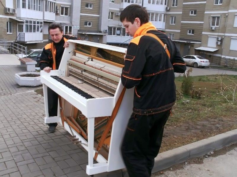 Перевозка пианино и рояля в Грозном — цена от 821 руб., грузчики, упаковка — Мастер24